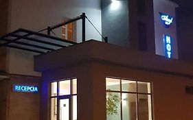 Hotel Azyl